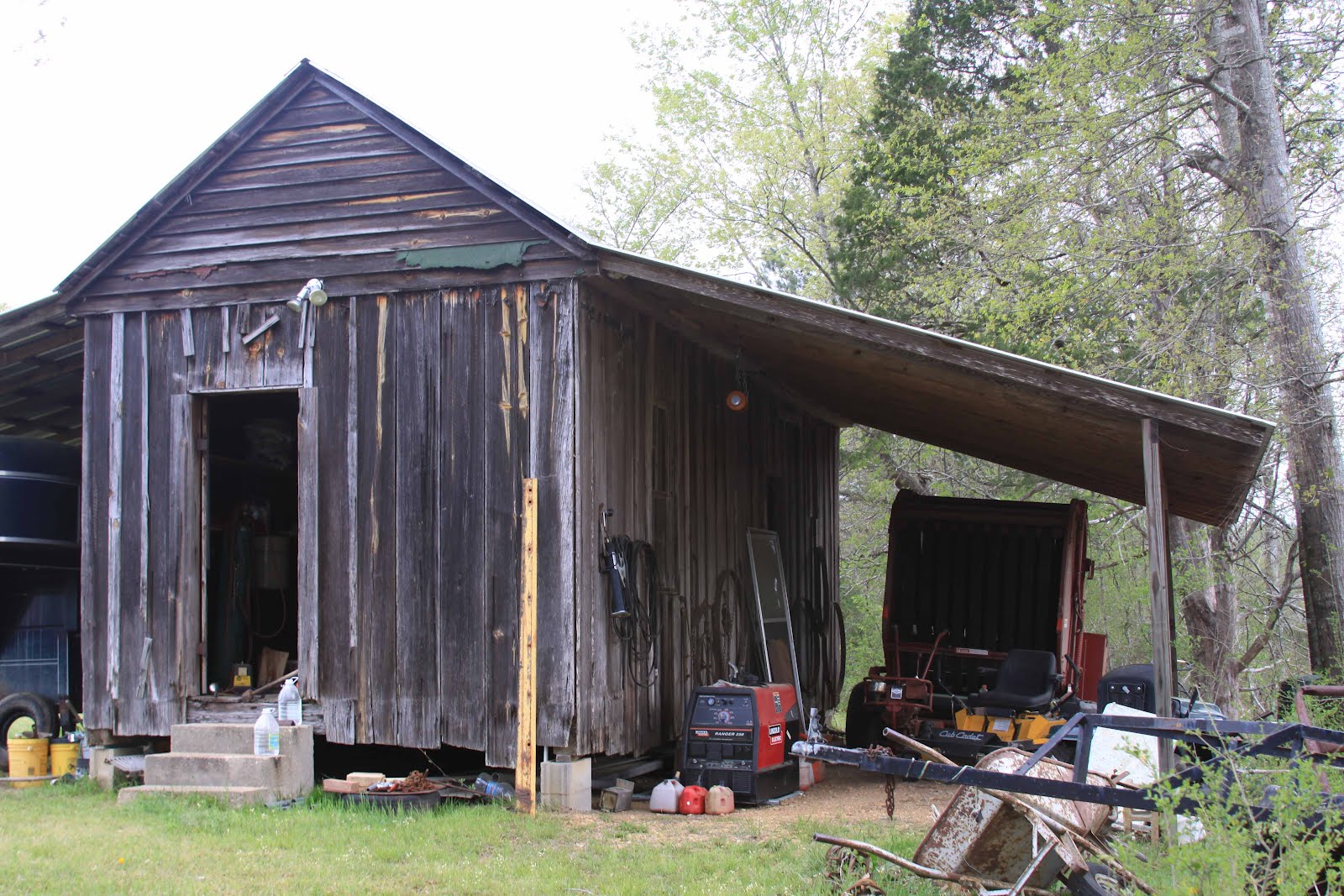 Between the Gate Posts Herring Plantation House Franklin County, MS