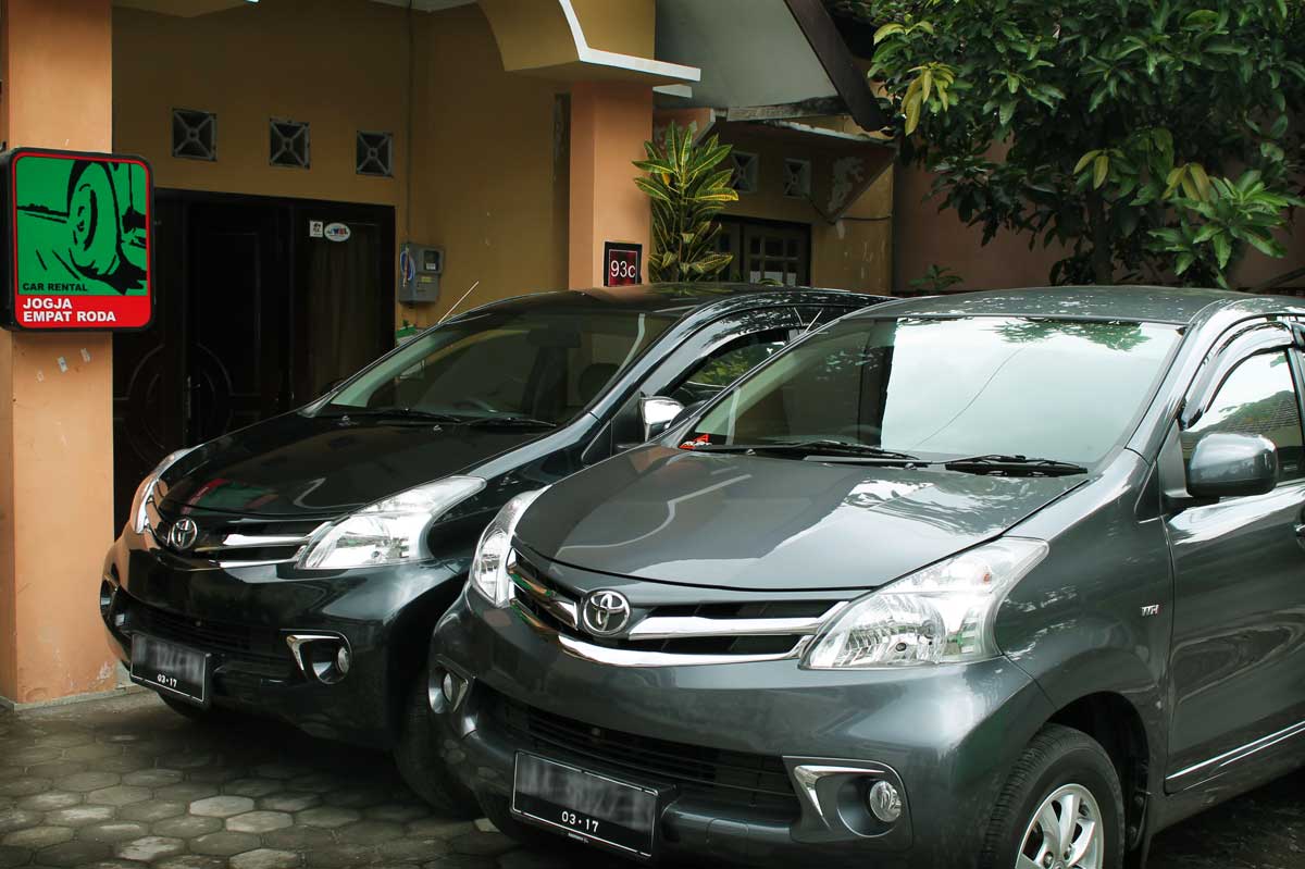Rental Mobil Jogja Dengan Sopir dan BBM Rental Mobil Jogja JOGJA