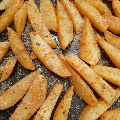 بطاطا مقلية في الفرن