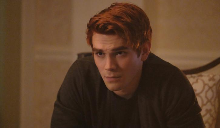 Riverdale - Episode 2.03 - The Watcher in the Woods - Promos, Sneak Peek, Promotional Photos & Press Release