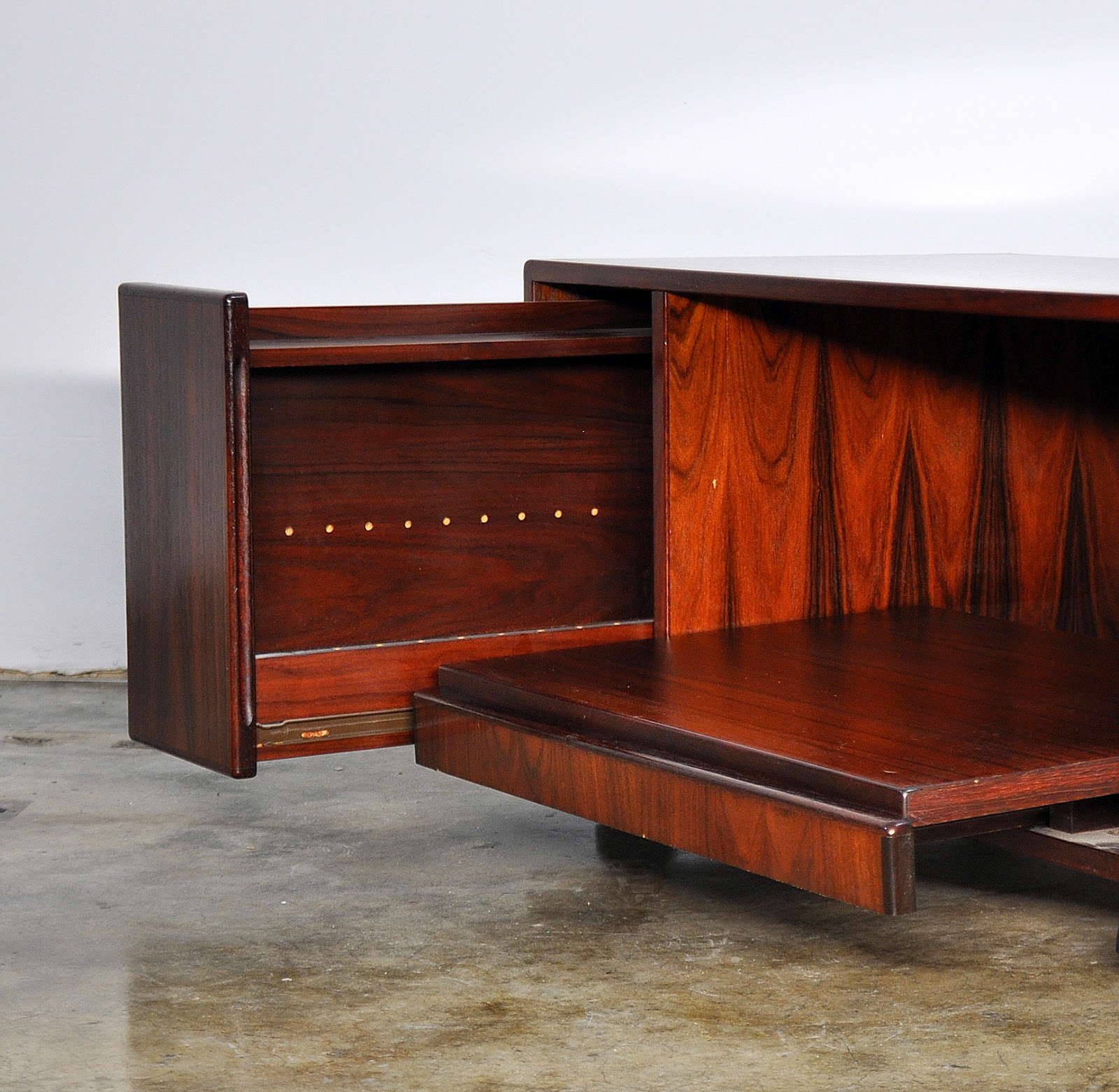 SELECT MODERN Danish Modern Rosewood Media Console
