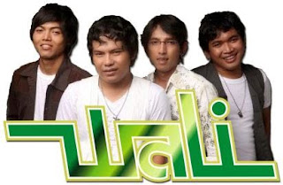 Lirik Lagu Dan Video Masih Adakah Wali Band Caretet