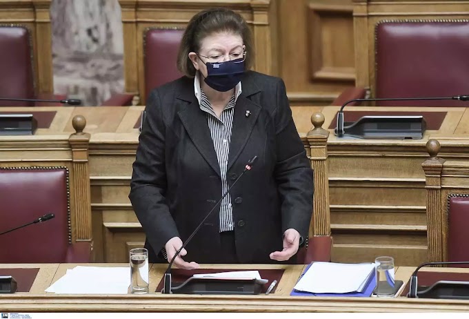 Μενδώνη: Ο Λιγνάδης είναι ένας επικίνδυνος άνθρωπος