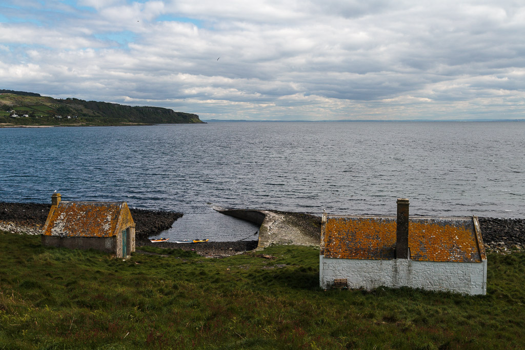 Sea kayaking with Pladda lighthouse, a lighthouse