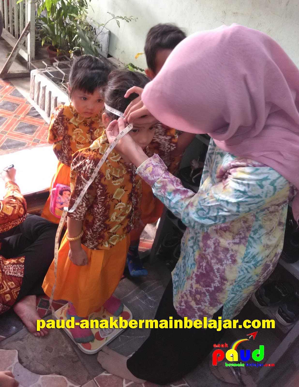 LAYANAN DASAR KESEHATAN DAN KEBERSIHAN ANAK PAUD | ANAK PAUD BERMAIN