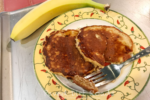 Oatmeal Cookie Pancakes