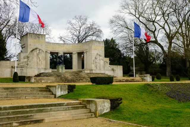 Paris to Reims: War Memorial