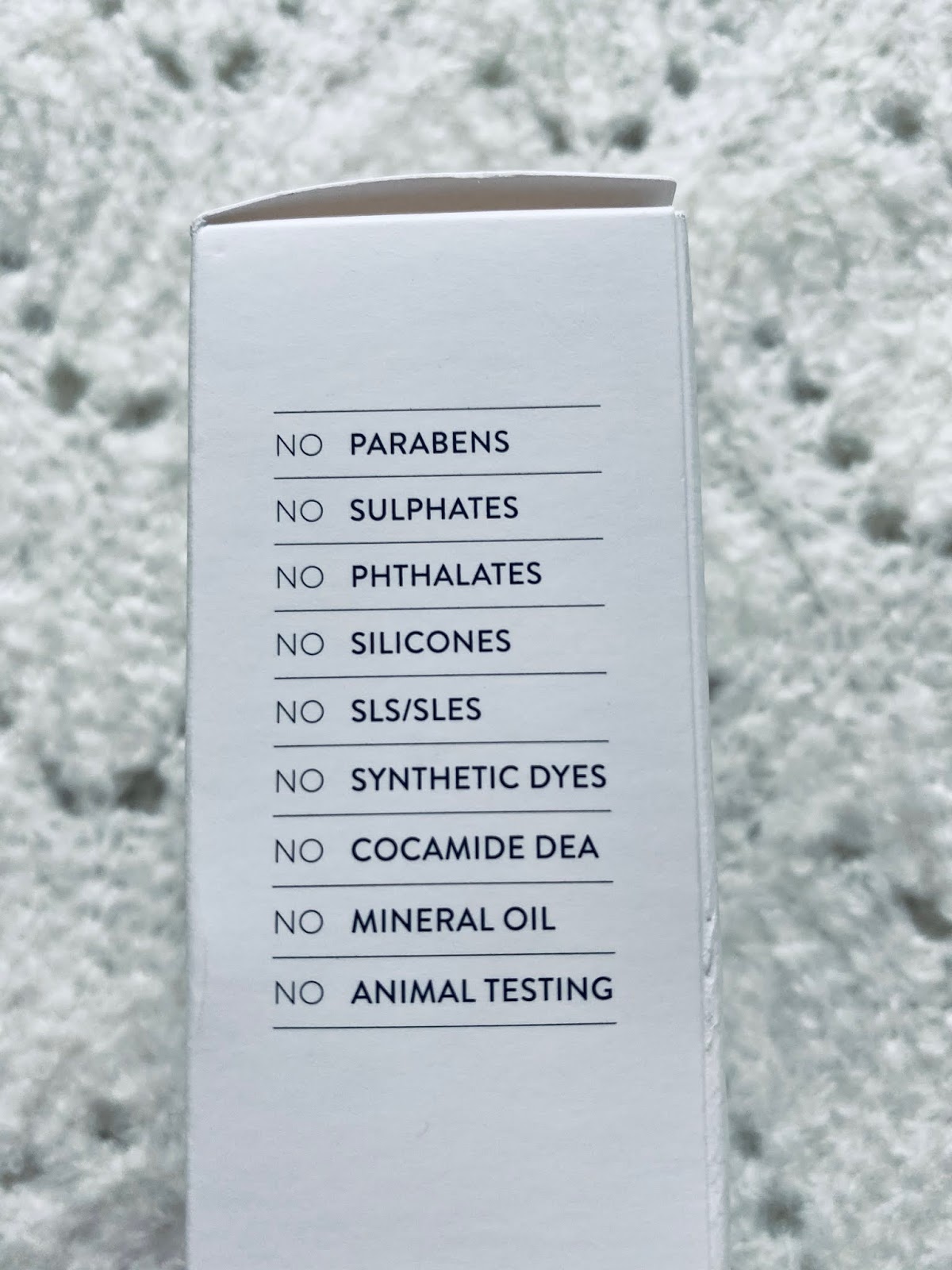 Glow Lab Serum pod oczy