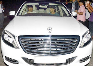 Hrithik Roshan Di Mobilnya Mercedes S500