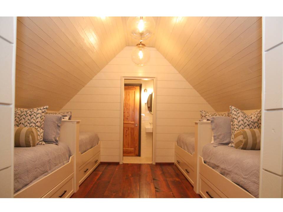 High Street Market: A Plank Ceiling