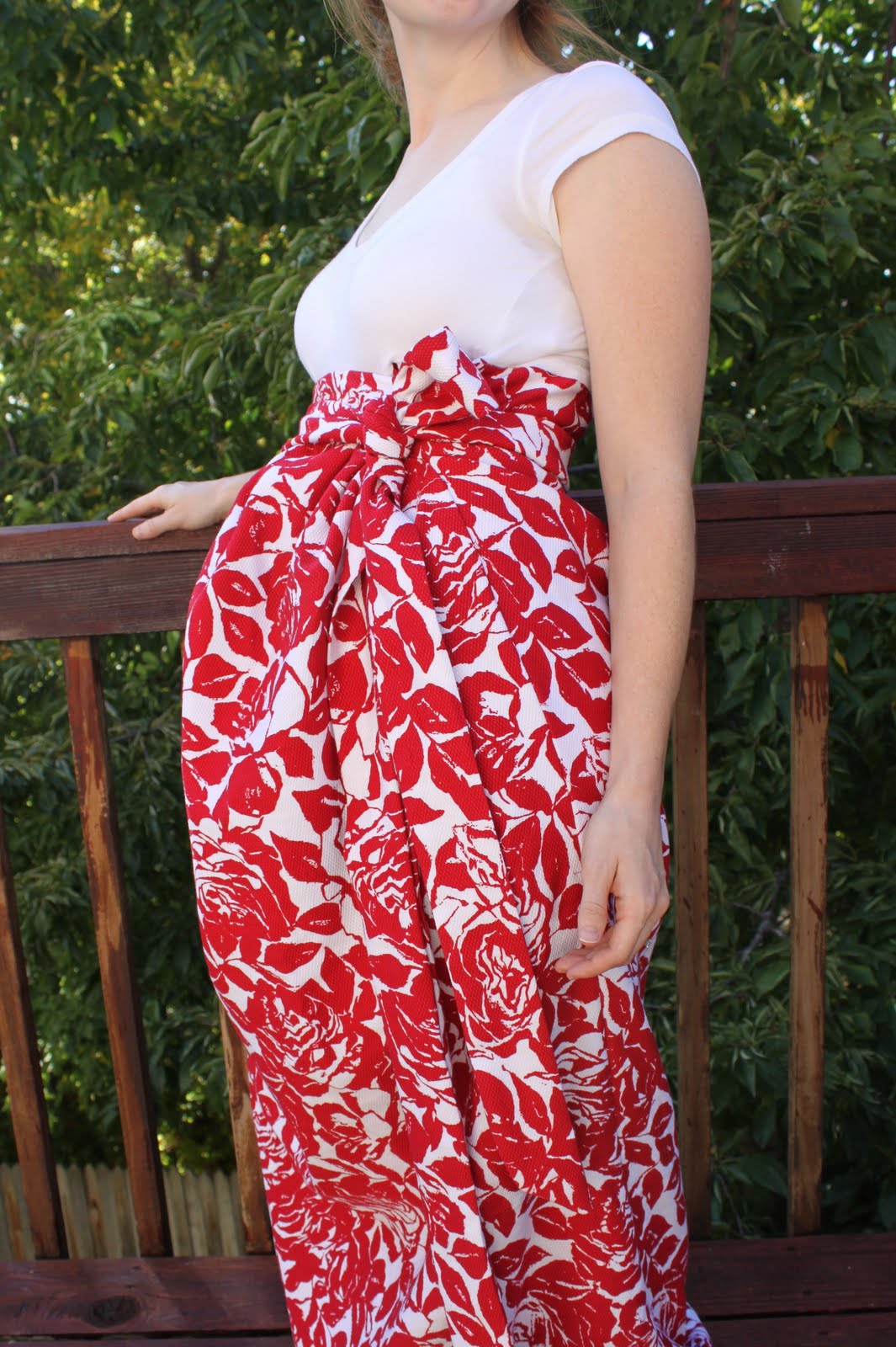 do it yourself divas: DIY: The Perfect Maternity Dress Revamped