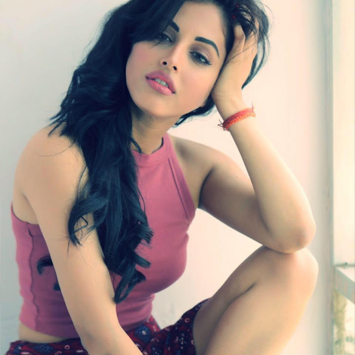 Priya Banerjee Hot Photogallery