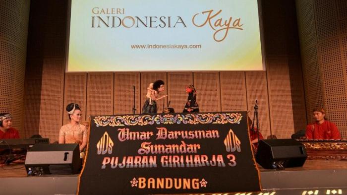 PAPARIKAN SISINDIRAN SUNDA