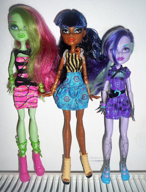 barbie crimp and curl tesco