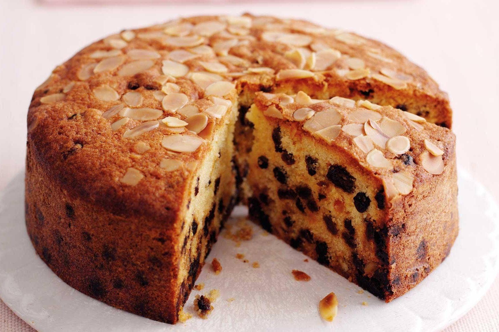 Easy apple fruit cake