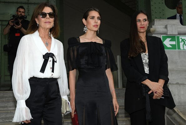 Princess-Caroline-Charlotte-Casiraghi-Tatiana-in-Chanel-1.jpg