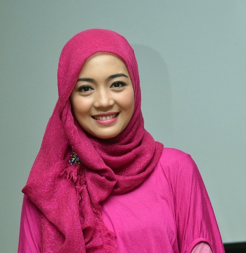 Kumpulan Foto Wanita Cantik Berhijab Syar i MasBhotol