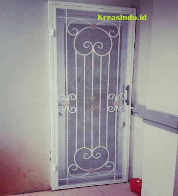 Harga Berbagai Macam Model Pintu Kawat Nyamuk Besi Minimalis dan Tempa Terbaru Harga Bersaing