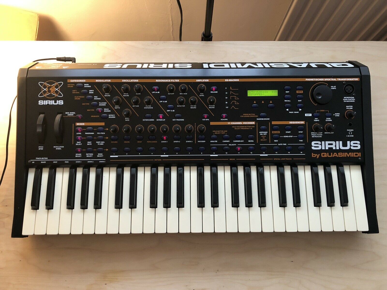 MATRIXSYNTH Quasimidi Sirius virtual analog synth / groovebox