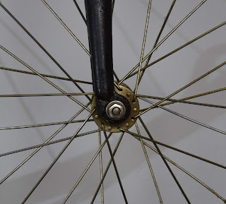 Pedelec Fahrer Fahrt Gegen Abgestelltes Motorrad Gescherblog