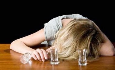 Ιστορίες Ζωής: Το αλκοολ έχει καταστρέψει την ζωή μου
