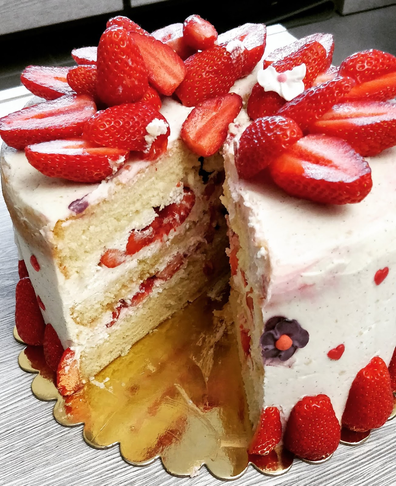 Layer cake vanille et fraises