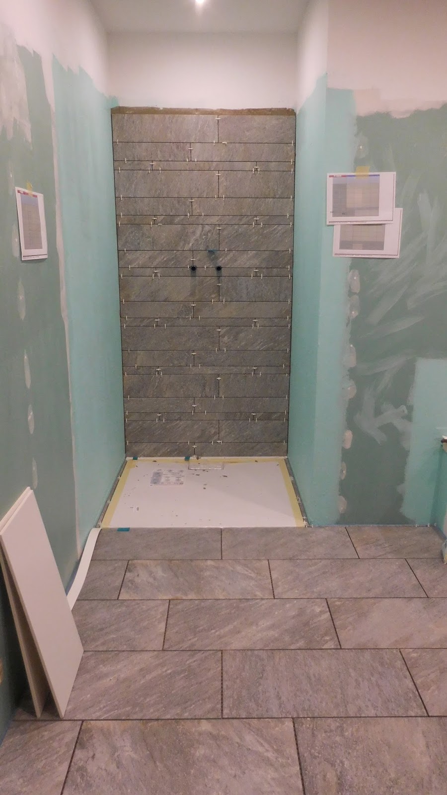 Schroli´s Baublog: Badezimmer verfliesen