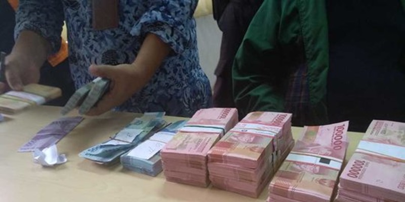 Kumpulan Gambar Duit Banyak Sekali - Yuk Sebar