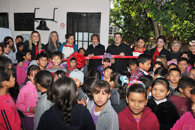 Entrega Voluntariado de Hacienda cocina equipada a escuela primaria del Molino de Camou