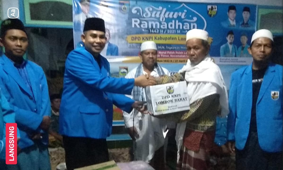 Di Acara Safari Ramadhan,DPD II KNPI Lobar Berbagi