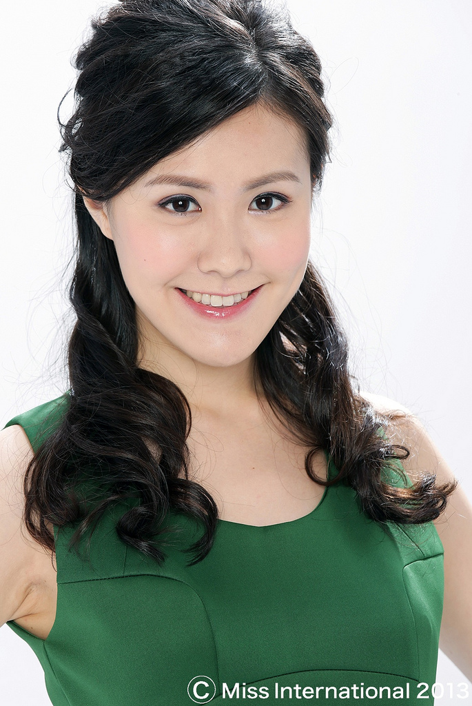 Miss International Hong Kong 2013 Lau Pui Yuet