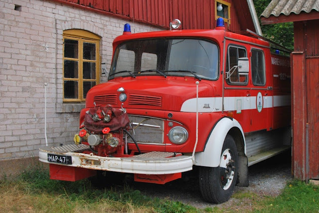 Högsåran Farmors Cafe - Vanha paloauto