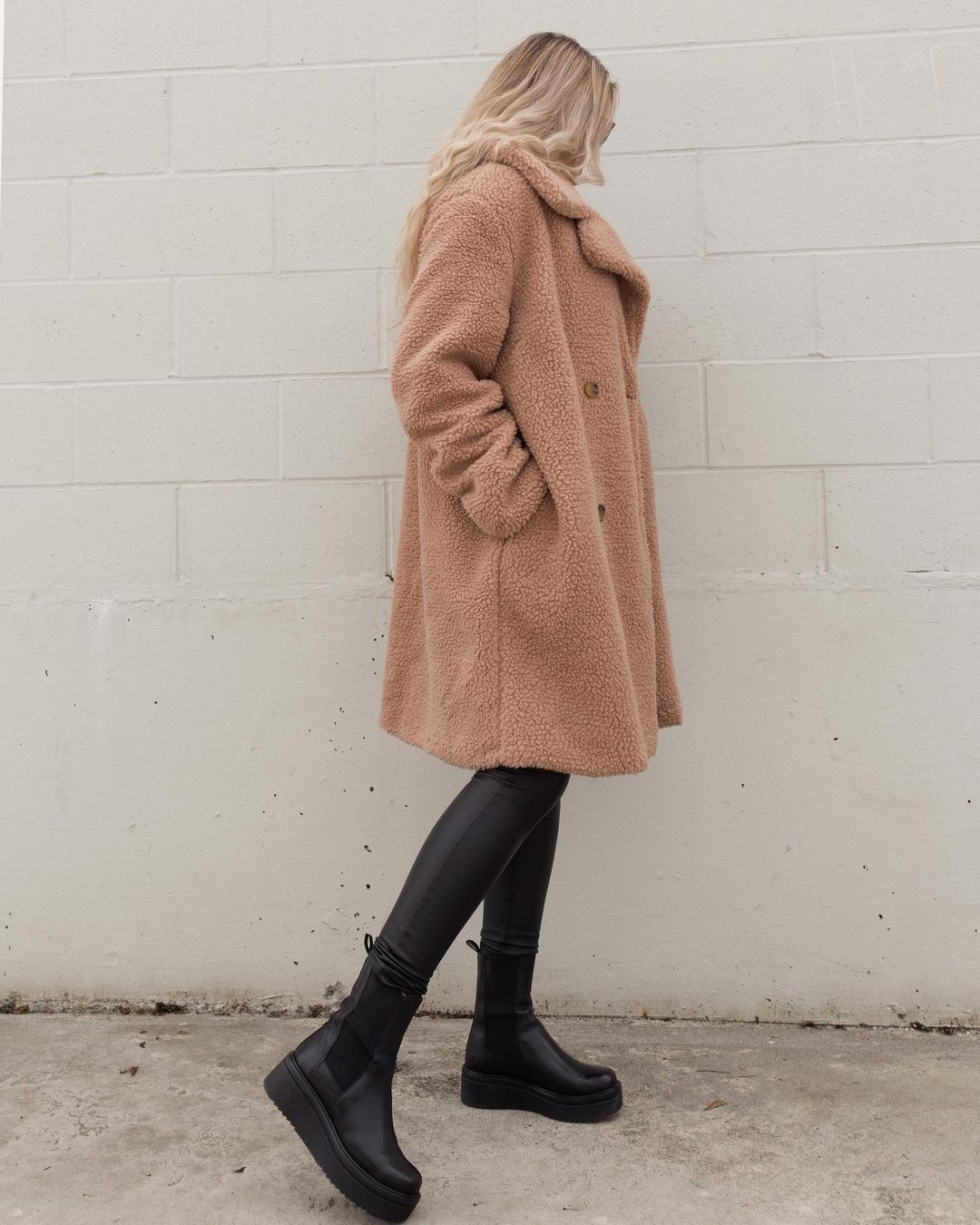 Teddy Coats are Still a Favorite Trend This Fall and Winter