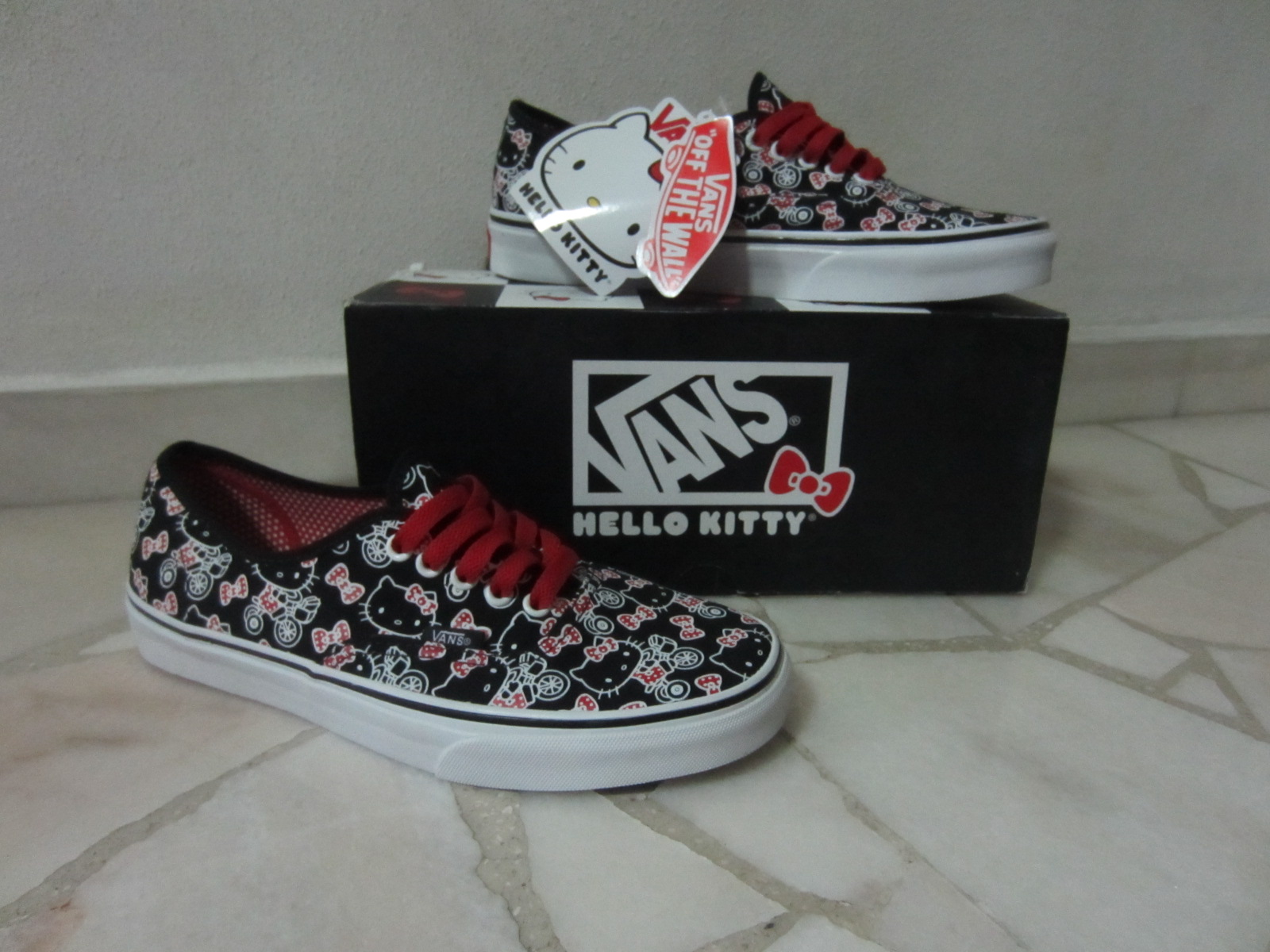 hypesugarpapa Vans x Hello Kitty by Sanrio