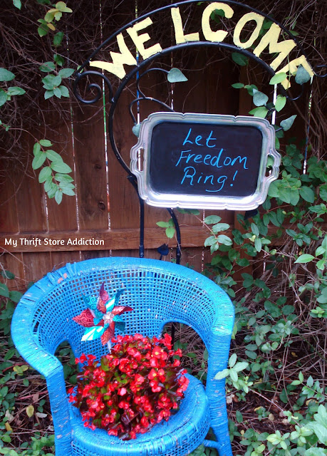 Vintage patriotic planter