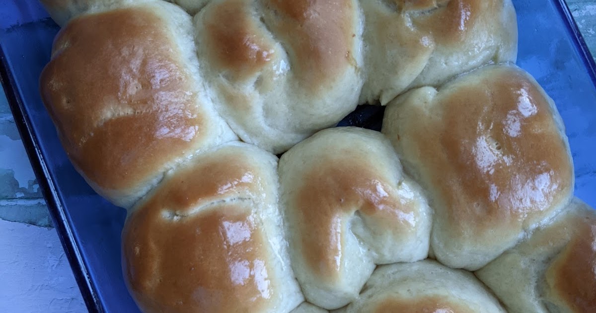 Amish Butter and Egg Dinner Rolls