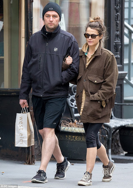 matthew rhys workout easy mese keri russell keeps fit during pregnancy as she matthew rhys workout easy mese keri russell keeps fit during pregnancy as she