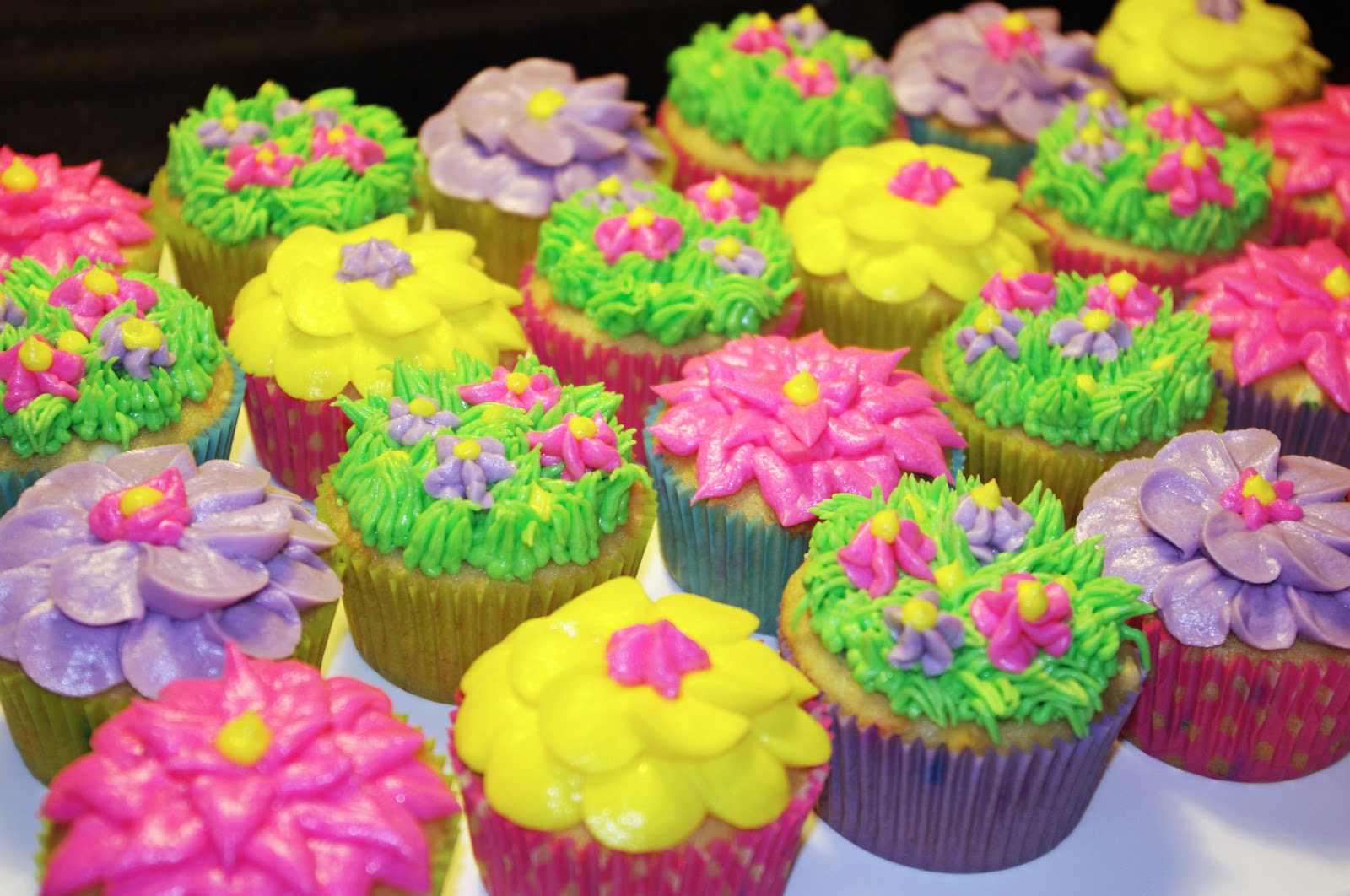 4 goodness bake!: Spring cupcakes