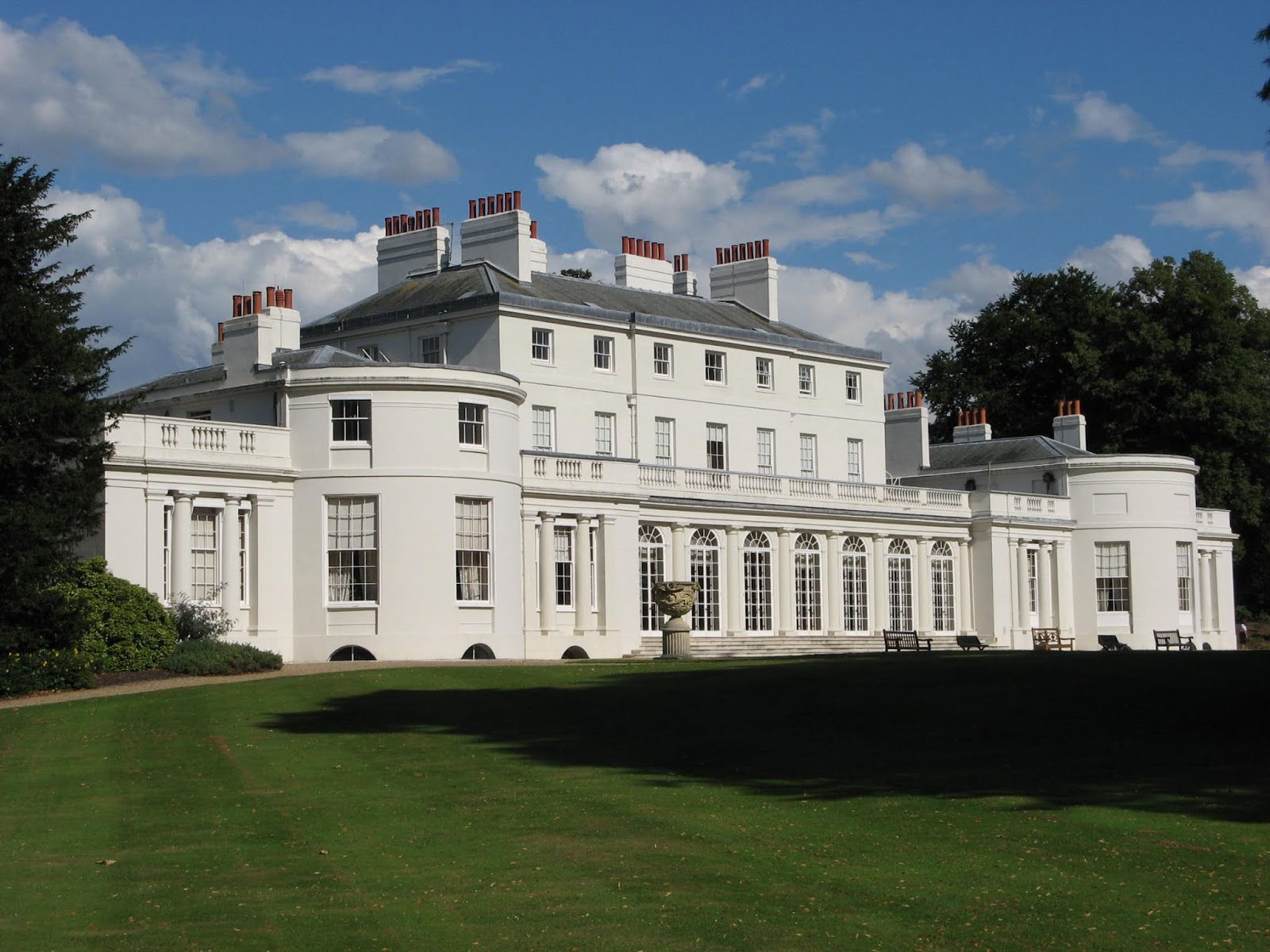 Landed families of Britain and Ireland (268) Aldworth of Stanlake Park