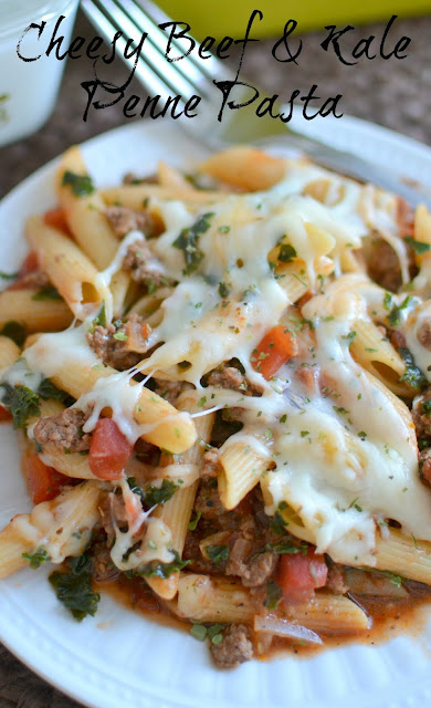 Need a new weeknight dinner? This tasty pasta is ready in less than 30 minutes and is full of cheesy, beefy goodness! Cheesy Beef and Kale Penne Pasta Recipe plus 8 More Comfort Food Pasta Recipes from Hot Eats and Cool Reads