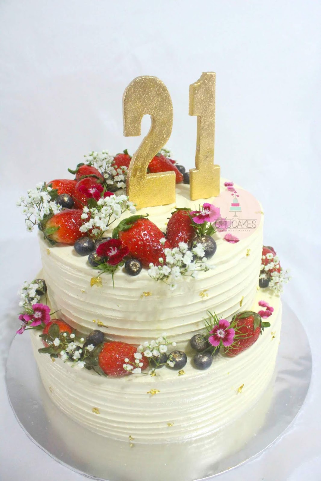CHUCAKES Buttercream Fruits Cake