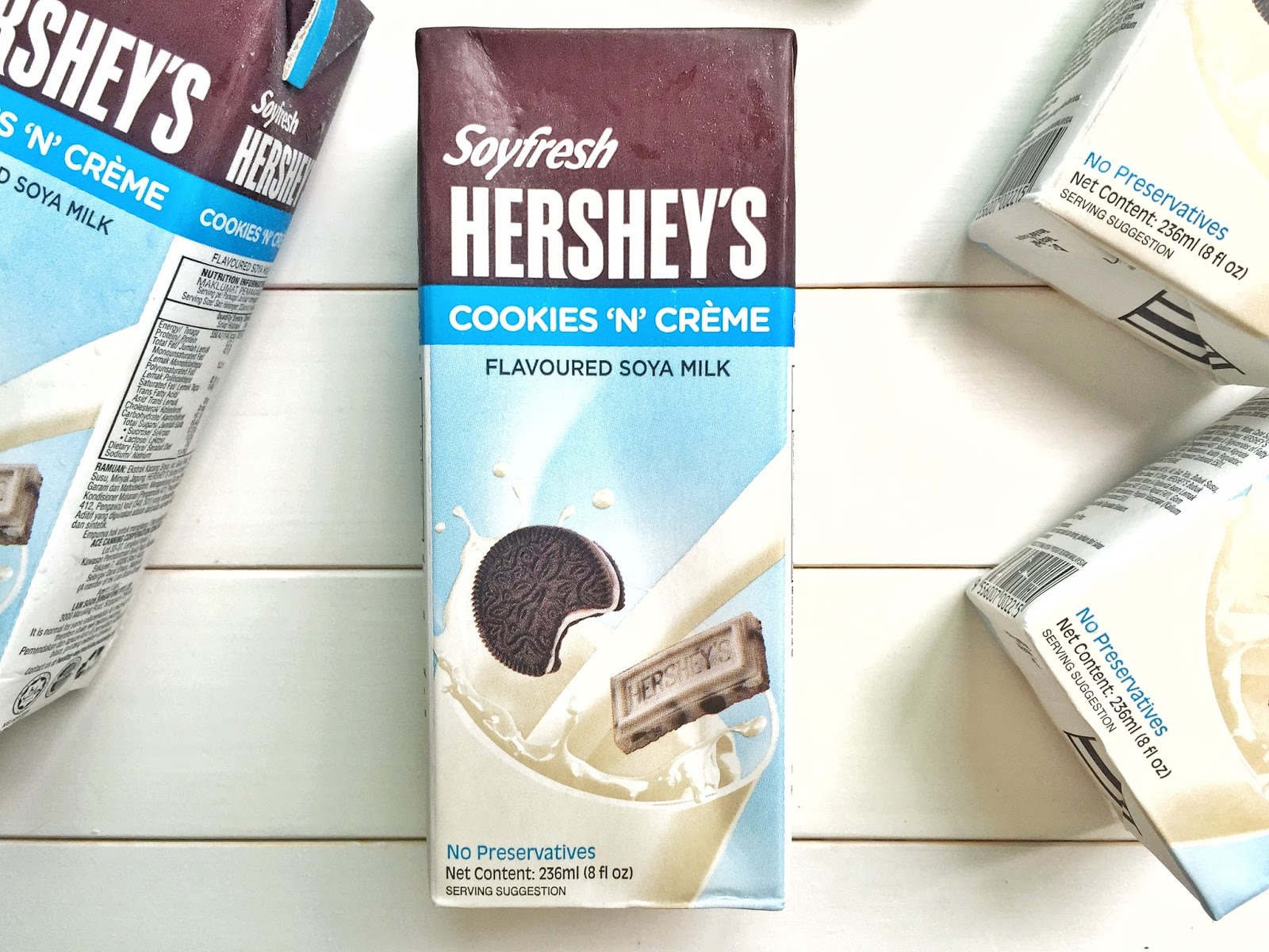 Hershey's SoyFresh Cookies 'n' Creme Delicious Soymilk Midsummer Treat