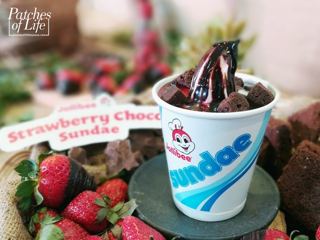Jollibee Strawberry Choco Sundae! Patches of Life