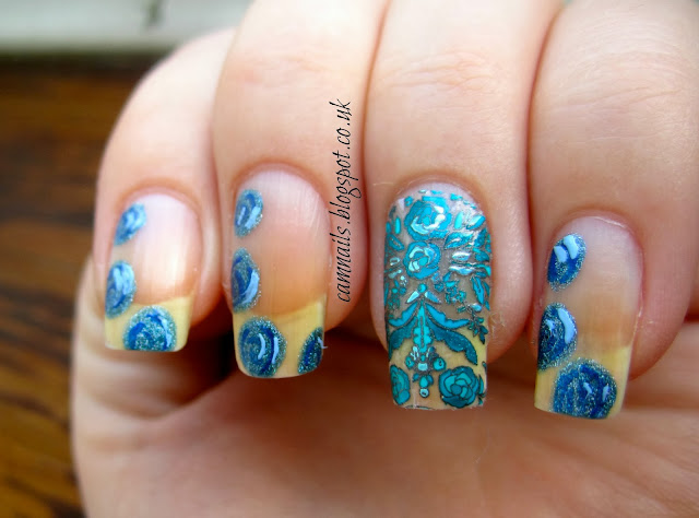 fashion-roses-revlon-marchesa-nail-stickers-wraps-nude-blue-manicure-nail-art