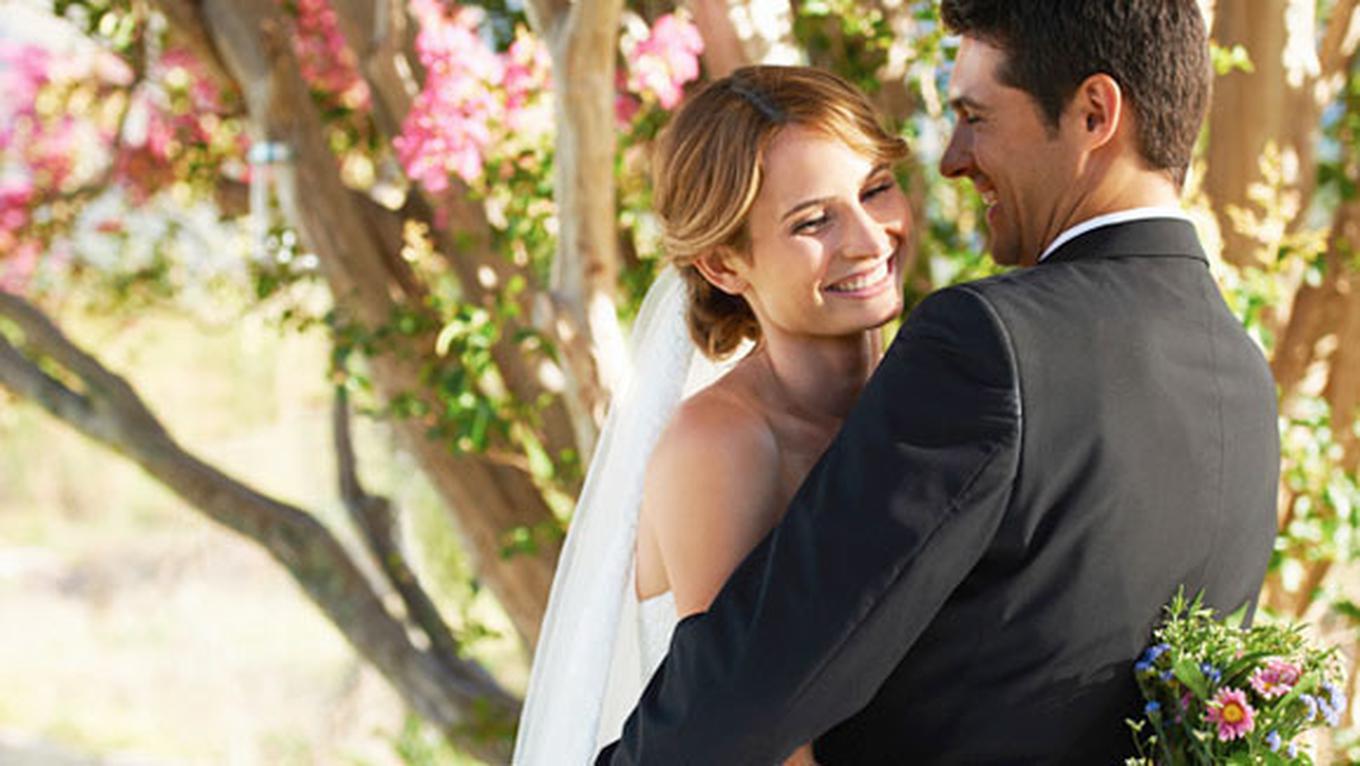 Arti Mimpi Menikah dengan Suami Anda Sendiri