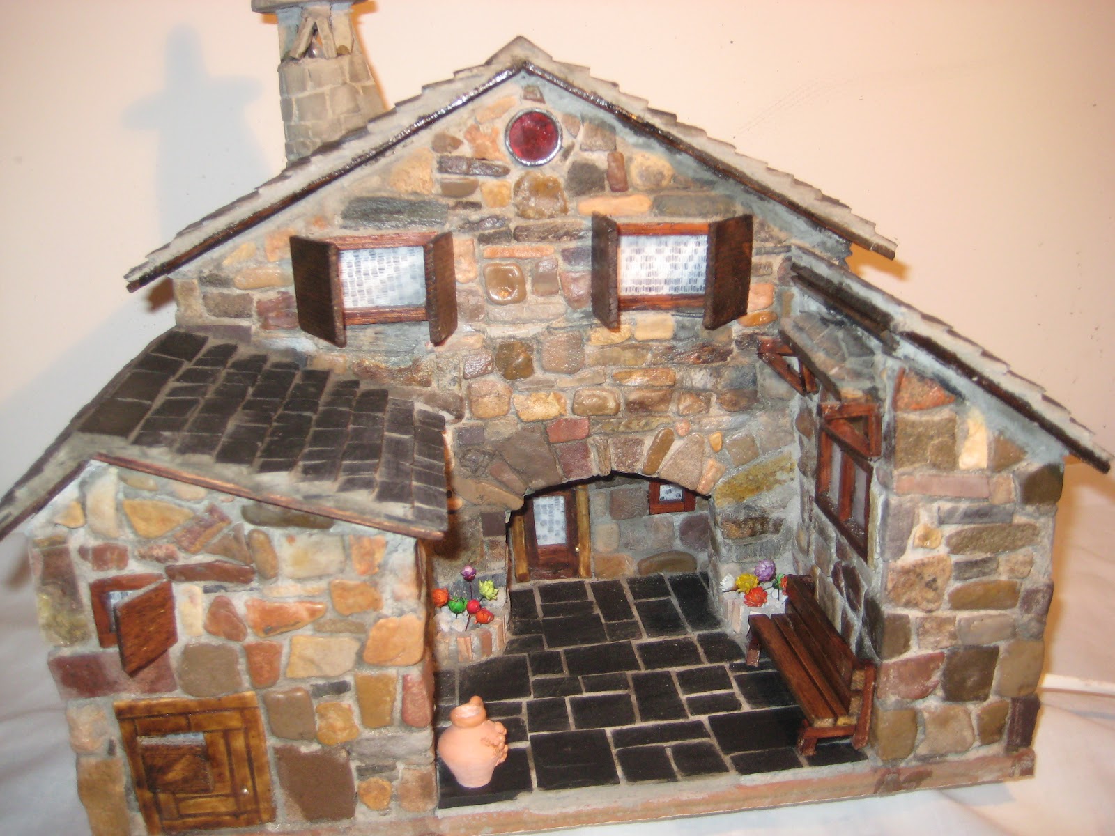 CASAS DE PIEDRA EN MINIATURA: PRESENTACION