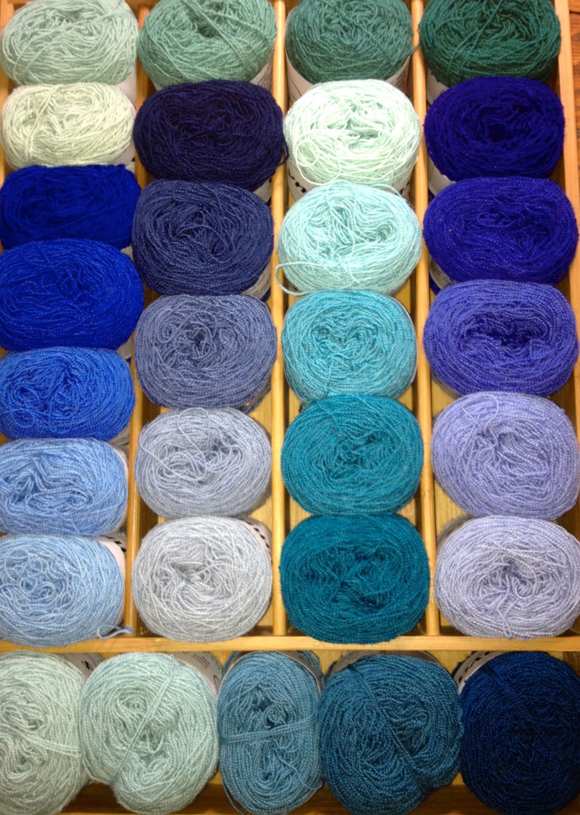 J Meetze Threads Ymmyarns for Tapestry in Wool and Silk