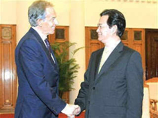 Tony Blair thoả thuận cố vấn cho Việt Nam và Peru