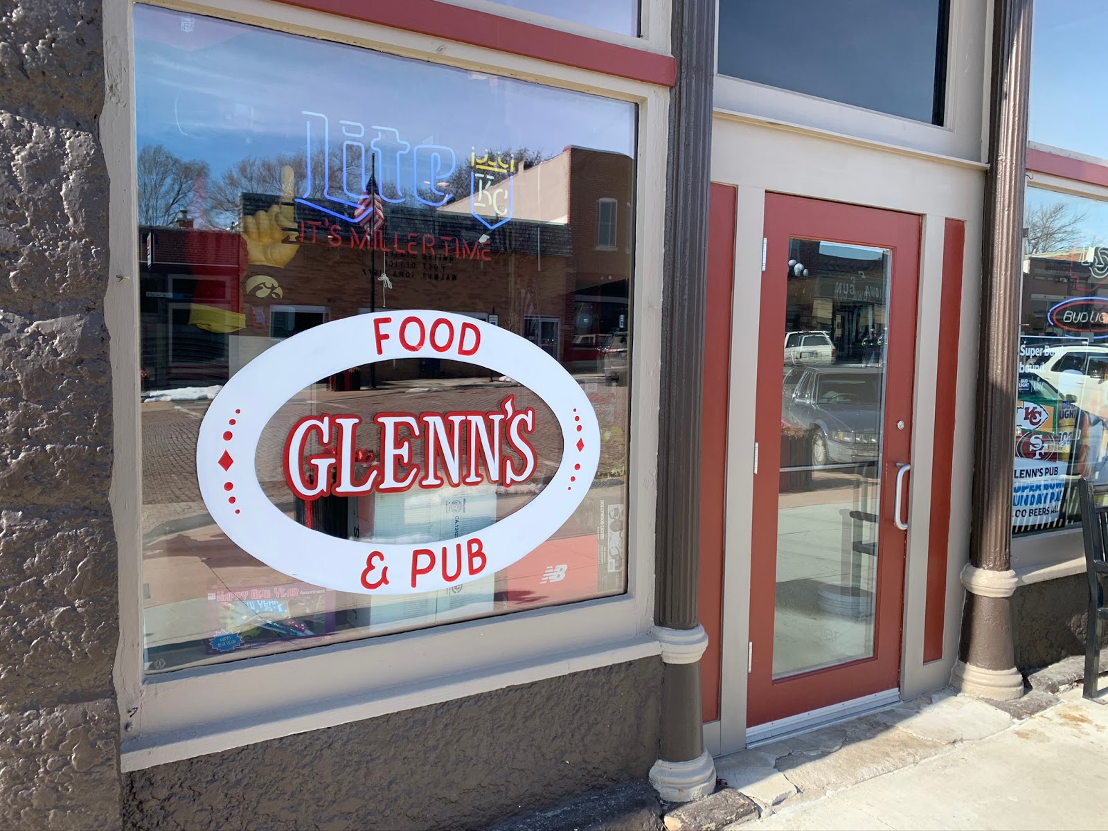 Walnut IA Glenn's Food & Pub