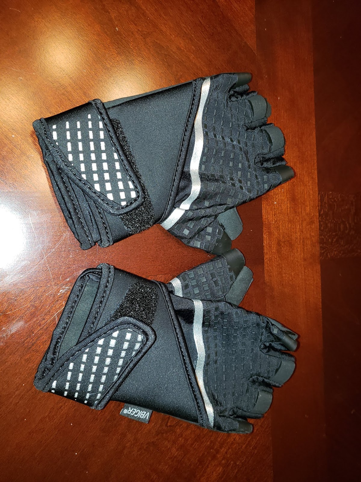 Comfy to use workout gloves